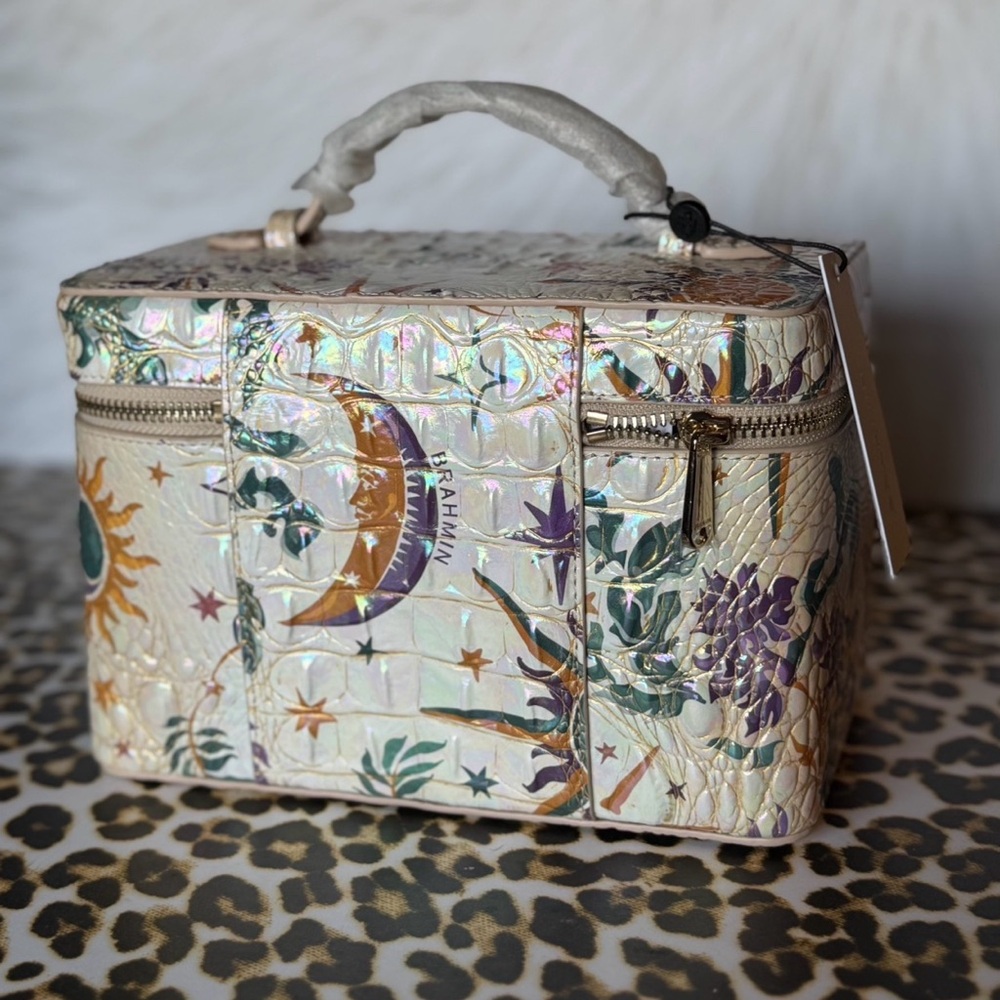 NWT Brahmin Vitality MELBOURNE CHARMAINE MAKE UP TOTE firm price - Picture 9 of 12